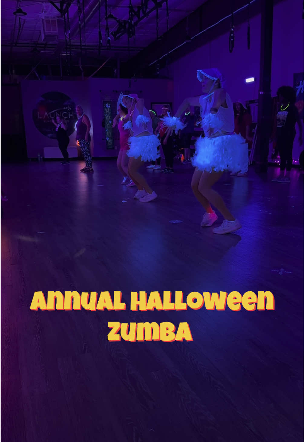 If you’re in OKC, Norman or the Moore area, join us for a fun Halloween Zumba party! It’s our favorite time of year! Sunday October 26th at 3pm. Sign up on your app! #halloweencostume #halloweendance #zumba #oklahomacity #okc 