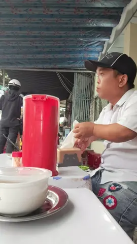 Em Ơi Còn Gì Ăn Hông Em.........