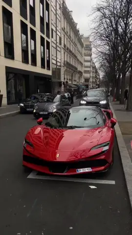 Ferrari SF90 dijadiin lampu rumah?!#FaktaUnik #Ferrari #KayaBener #FaktaOtomotif #fyp 