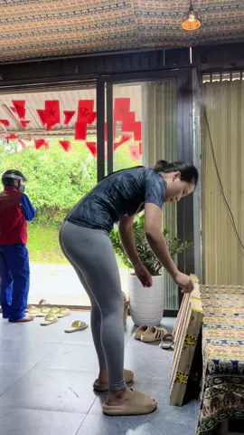 Háo hức đợi với chờ thì lại vỡ mất roài🙃