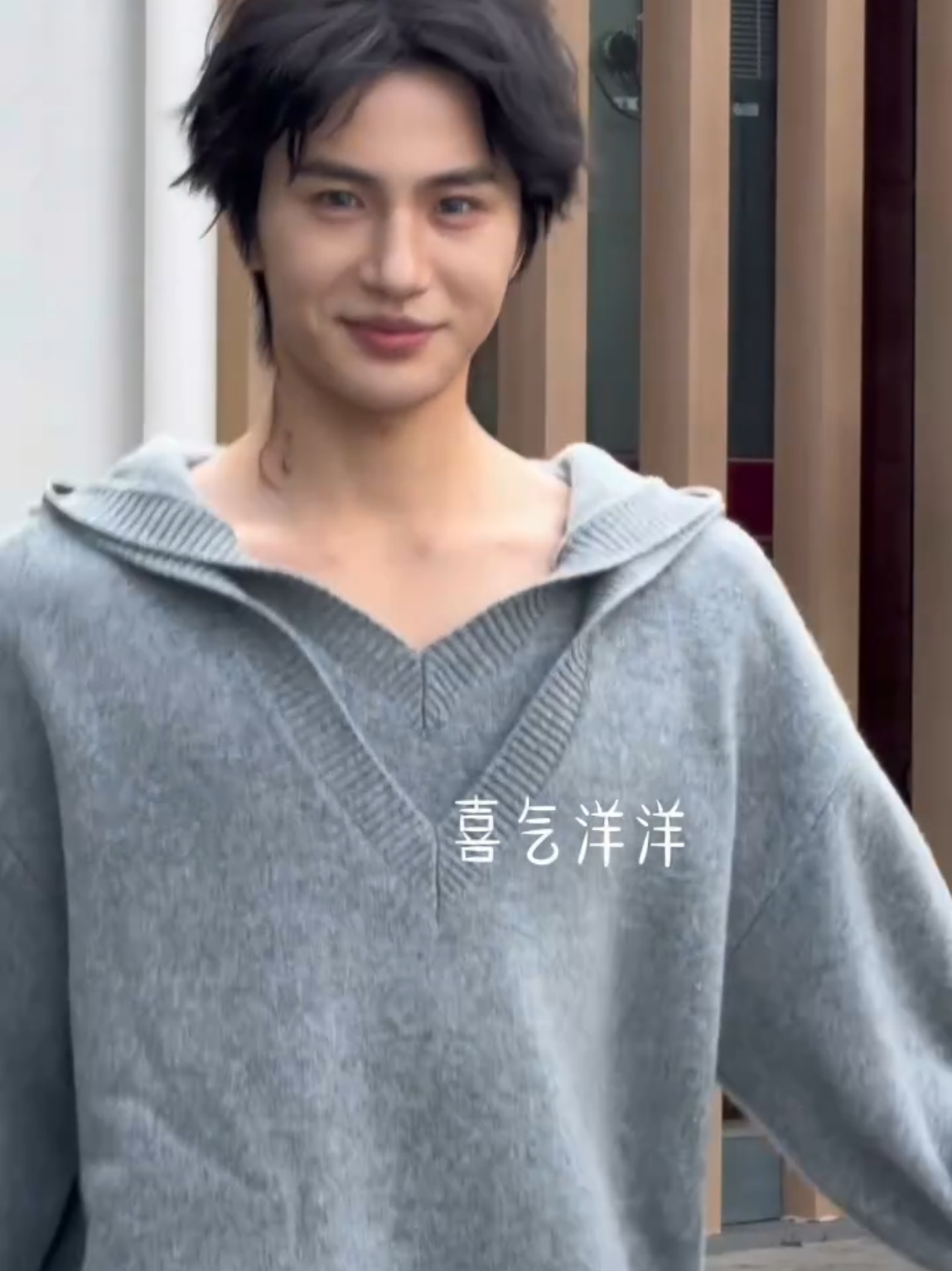 ชอตสุดท้ายคือชื่อชื่อของเจี่ยเจีย 🫠😚😂 #จางชื่อ #zhangchi #张翅  #第七日蝉鸣  Cr.Douyin 喜信洋洋