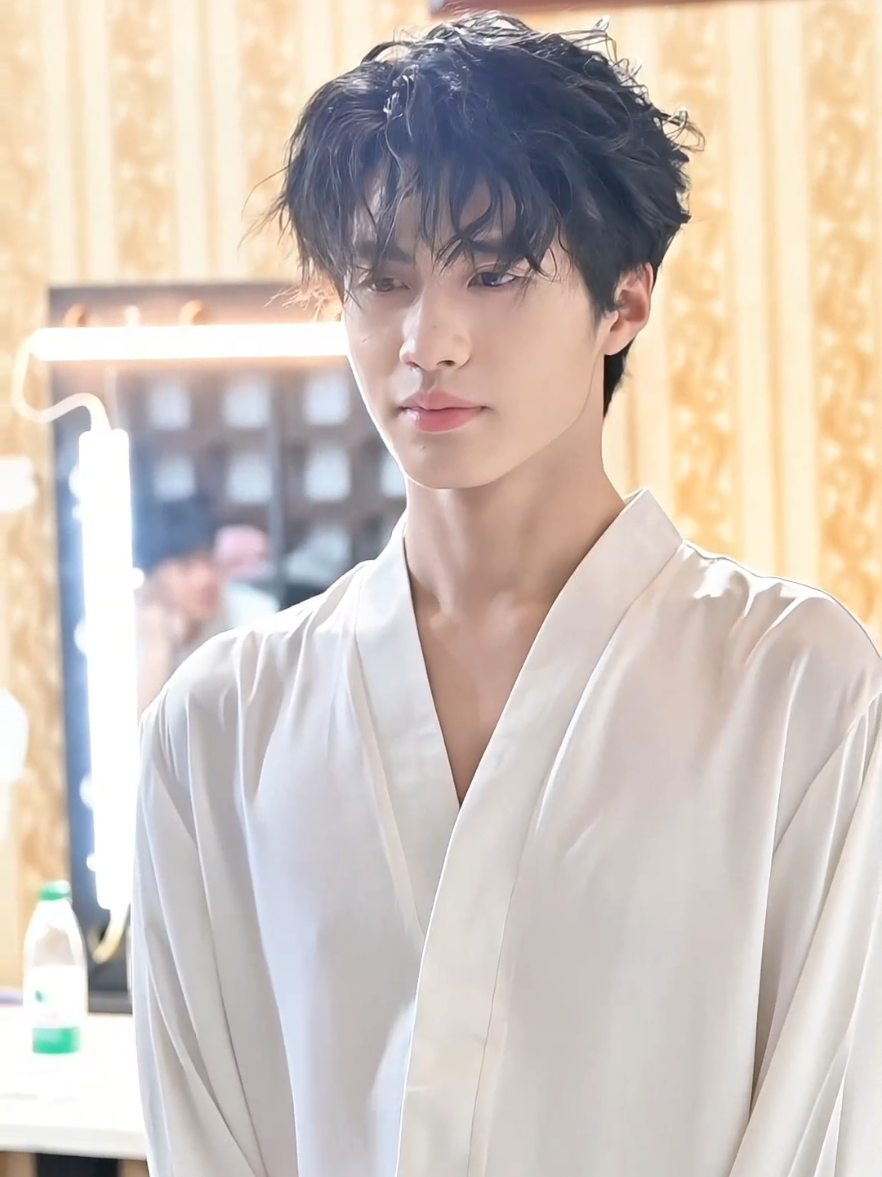 Đẹp trai 😉😉😉 #dươngbằngthừa #yangpengcheng #杨鹏丞 #phimngandouyin #fyp 