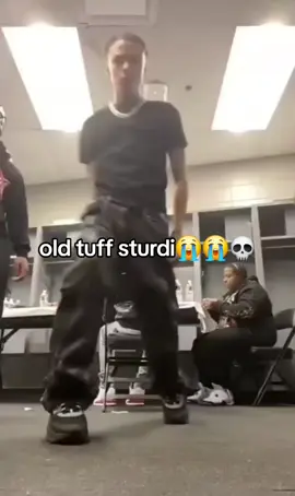 boi dis sturdi tuff🥶😤😤 #meme #fyp #viral #abcxyz #xyzbca 