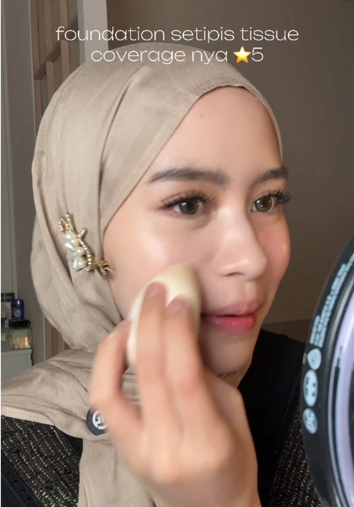 nanti aku up deh tupel makeup bridesmaid nyaaa xoxoxo . fix foundi @ArtisanPro mau aku pakee !  #FoundationArtisanpro