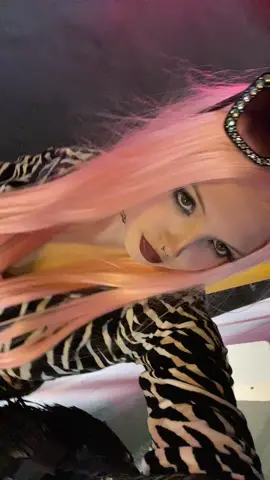 the uber is right there 😑#pinkhair 