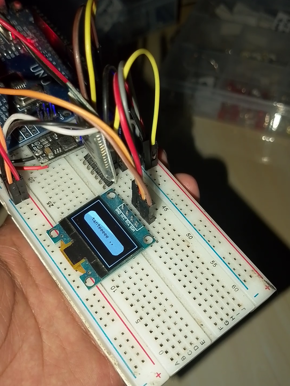 Membalas @rengmadhureh154  Selesai,mau ubah lagi teksnya tinggal bilang atau mau tambahkan teks promosi Instagram, Facebook dan lainnya buat simpan videonya jadi kenang-kenangan .. Kalau ada yang mau request teks lainnya komentar aja .. #arduino #arduinoproject #esp8266 #esp32 