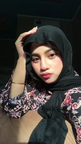 mentel dikit pake lagu suami😂 