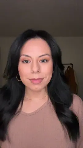My everyday “stay in place all day” makeup primer by @e.l.f. Cosmetics #makeupprimer #elfpowergripprimer #eyeshadowprimer #elfcosmetics #makeupreview 