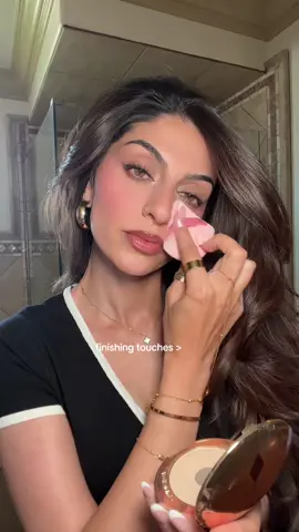 Finishing touches are the best part of getting ready ✨ using @Charlotte Tilbury powder @NARS Cosmetics bronzer in Laguna @maccosmetics blush, lipliner in plum, lipstick in crème cup @Hourglass Cosmetics eyeliner in black @rhode skin blush in piggy @pradabeauty Prada intense perfume 