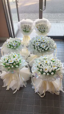 Bó tulip 99b , 70b , 50b , 35b , 25b , 15b . Mời các bác thưởng thức🤭#hoa20_10 #banhsinhnhat🇯🇵 #gấubôngsẵntạinhật #shophoamiruku #hoasaptainhat🇯🇵 