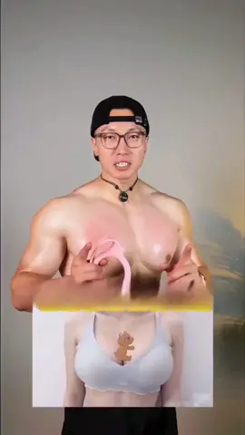 Nếu bạn muốn ngực mình trông đẹp hơn, bạn có thể thực hiện các bài tập sau với dây kháng lực: