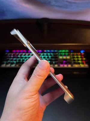 New Walnut Metal Aromatherapy Phone Case