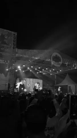 cerita disini   #cintaterlarang #ilir7 #lyrics #liriklagu #galaubrutal 