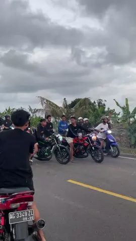 nyore coro jawane😁#2taklovers #ninjaagstyle #agstyle #twostroke #ninjass 