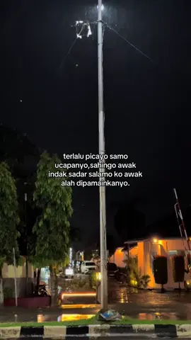#fyp #🥀🥀🥀🥀 Saba dalam penantian walaupun urang yng Kito nanti tuh jodoh urang #katakataminang #minangtiktok