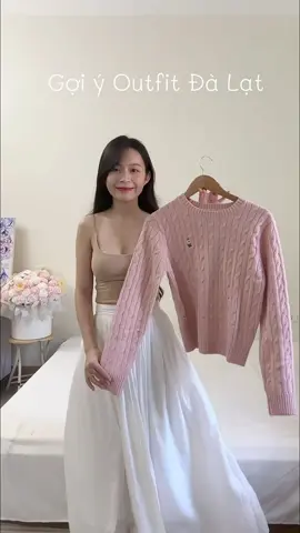 Gợi ý outfit đi Đà Lạt 🌸 áo len nhà @WHO.A.U Việt Nam  chưa bao giờ làm tui hết mê 🌼 #whoau #whoauvietnam #whoauvn 