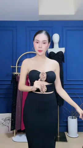 เกาะอกกุหลาบครีม ราคาพิเศษหน้าไลฟ์สด เข้ามากดกันได้เลย! 