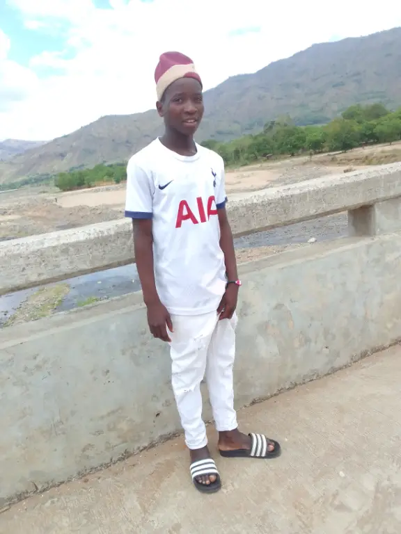 my family its my everything i cant produce insulting words 4 them even im at good place than them🙌🙌🙌🙌🤗🤗👀