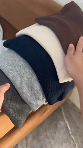 Celana cutbray knit yang aku suka banget, bahannya adem halus dan elastis. Jadi pengen punya semua warna celana cutbraynya #cutbray #cutbrayknit #celanacutbray #celanacutbraywanita #celanacutbraytermurah 