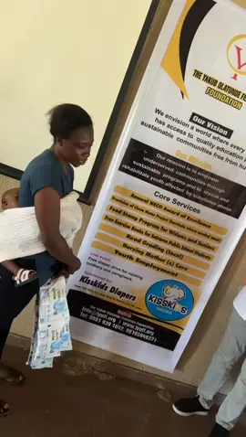 Congratulations Ado-Odo Ota people on this collaboration. Kisskids Nigeria and The Yakub Olatunde Fehintola Foundation. Free Diaper giveaway. Our next location is Igbesa Kingdom, King’s Palace. 10am. Be there #fyp #child #charity #viralchallenge #viral @niceoneke136 @VDM @Nigeria Police Force @Hon Jah Jah @COCA-COLA NIGHT 