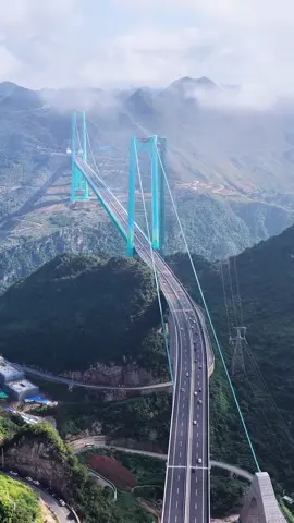 世界第一高桥花江峡谷大桥太震撼了#基建狂魔 #大陸 #中國 #china 