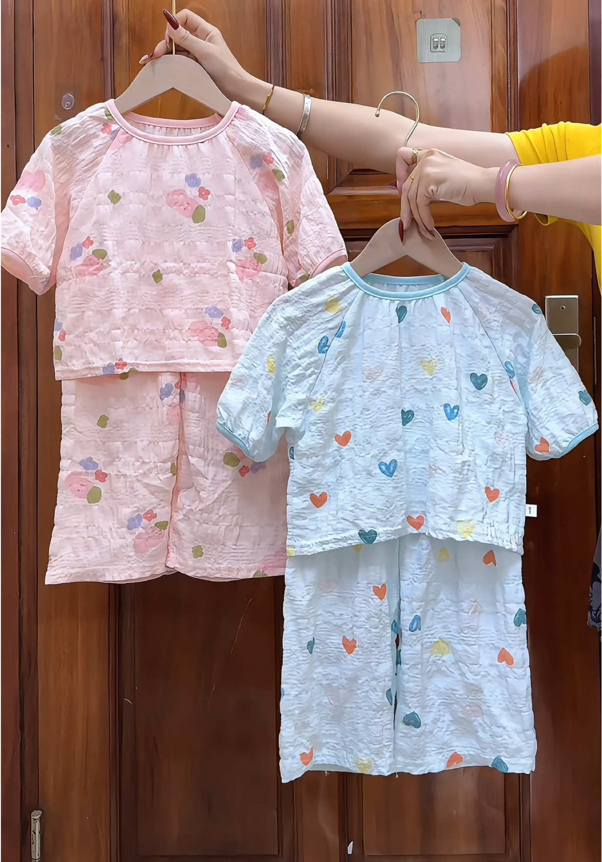 Bộ pijama cho bé gái #tiemmeken #bodaitaychobe #bobegai #bochobegai #bopijamachobe 