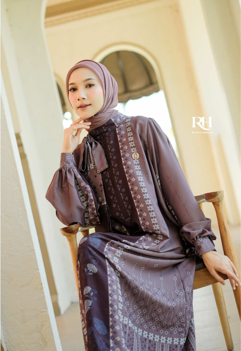 New Arrival Khalisa Dress Spesial Raya Series✨ Udah ga sabar pengen cepet bawa pulang, looknya simple tapi elegan banget😍 #WIBGAJIAN #GajianSale #promoguncang1010 #gamislebaran #gamiskondangan 