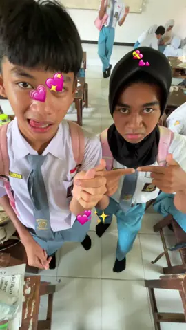 peri kecil xi-3🧚🏻‍♂️🧚🏻🧚🏻‍♀️ #fyp #trend #foryou #perikecil 