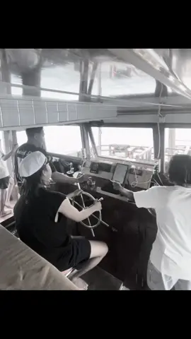 #pelautindonesia #pelautnusantara #pelautmuda🚢⚓ #kapetmuda 