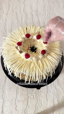 Bolu Pandan Hias untuk hantaran   #kuebasah #kuebasahtulungagung #hantarantulungagung #nasikotaktulungagung #tumpengtulungagung #snackboxtulungagung #kuebasahmurahtulungagung #hantarantulungagung #nasitumpengtulungagung #fyp 