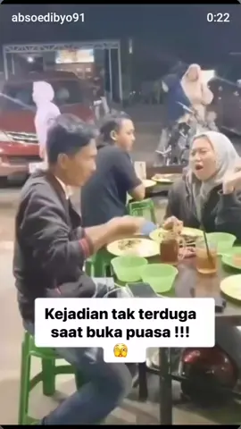 jomloh 😭😭🤣🤣🤣🤣#promomakan1010 #shorts #share #tertawa 
