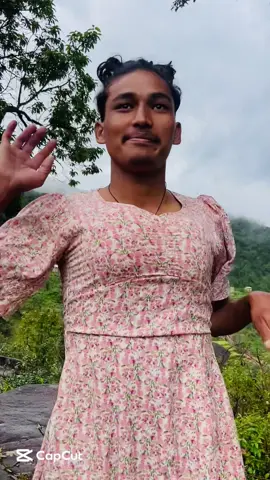 Timlaii Fula ko badla ma dekhya 😂😂 #comedyvideo #funnyvideos #goviral #foryoupage #keepsupporting @Sagar राwal🥀🥀 