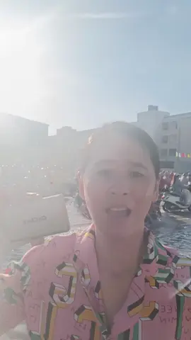 mua míc tại đây nè kim tuyến rì biêu