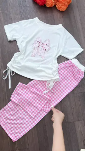 Sét áo cộc rút eo hai bên phối quần xuông dễ thương cho bé gái  #mebevyne#quanaobegai#boaococquandaibegai#dobobegai#thoitrangbegai 