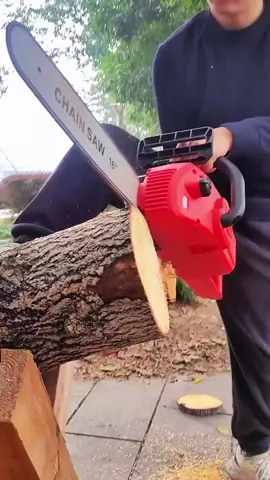 Máy Cưa Xích Chạy Pin #maycuaxich #maycuapin #dienmay #shopgiare #tienich 