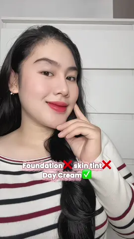 cuma pakai day cream aja hasilnya udah kaya pakai cushion, terimakasih @THE FACE udah ngeluarin produk ini🫶🏻✨  #GlowwithTheFace #TheFaceIndonesia #TheFaceTemulawakBPOM #glowingskin 