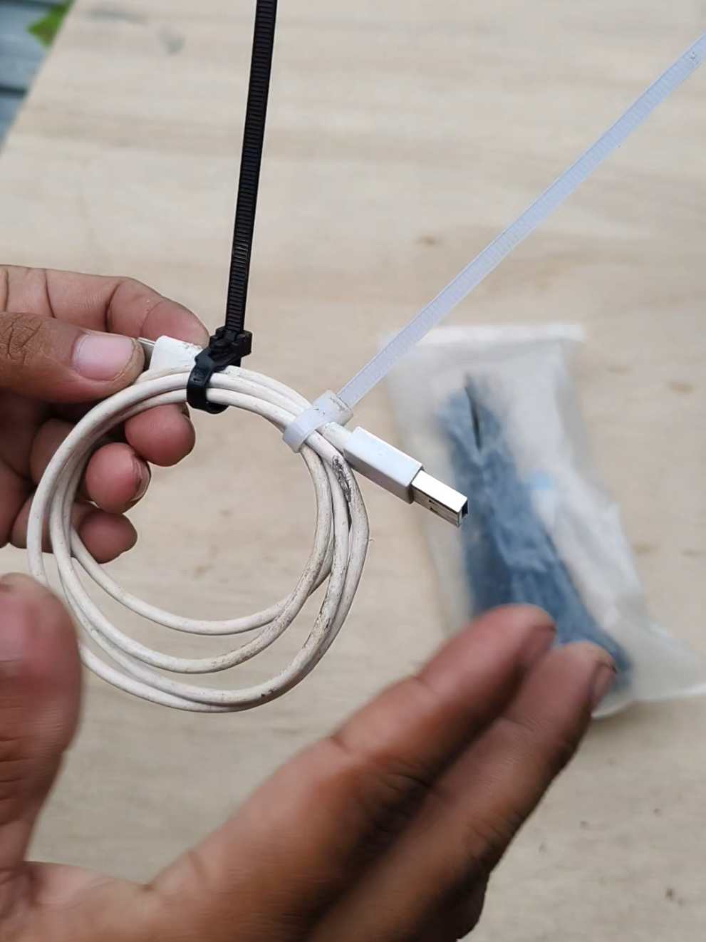 IWANAN NA ANG DATING NYLON CABLE TIE, MERON NG BAGO MAS MADALING GAMITIN, RELEASABLE NYLON CABLE TIE #releasablecabletie #releasablecableties #releasablenyloncabletie #nyloncableties #cableties 