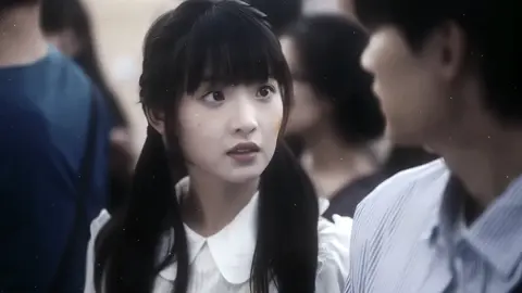 : 人海茫茫，一眼万年 Biển người mênh mông, chỉ một ánh mắt đã là vạn năm. #cdrama #thanhxuanvuontruong #raeoteam #viral #fyp 