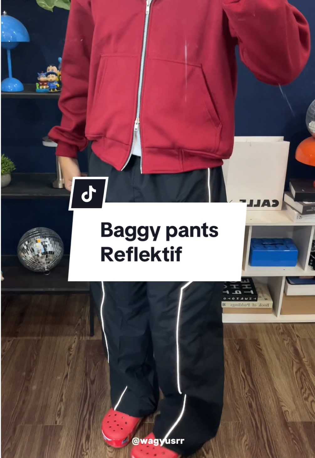 Celana baggy reflektif #celanamurah #celanabaggy #celanareflektive #rekomendasicelana #outfitideas 