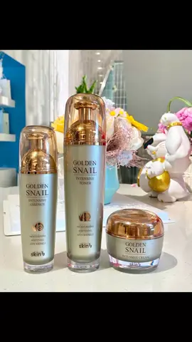 #GoldenSnailSkin79  🐌Golden snail 💦✨ 🎀ឈុតបំប៉នស្បែកមុខព្យាបាលស្នាមអុជខ្មៅ  និងបំបាត់ជ្រីវជ្រួញ បន្តឹងស្បែកមុខ ផ្តល់សំណើម ឲ្យស្បែកទន់ ភ្លឺ ម៉ដ្ឋ រលោង ក្មេងជាងវ័យ 💦 #skin79 #koreanproduct#viralvideo #viraltiktok 