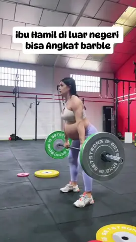 perbedaan ibu hamil di luar negri dan di Indo  #reel #jangkauanluas #viral #fypシ゚  #semuaorang 