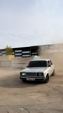 На компрессоре.