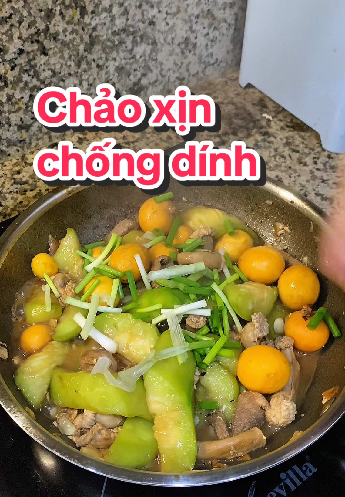 Cuối cùng thì cảm giác chiên xào sướng hết cả tay là có thật các bác ạ, chống dính đỉnh mà không có bị lồi đáy cơ 🥰🥰🥰#nam_nhuphuong #vtmgr #locknking #chaotitaniumlocknking #chaocantitanium 