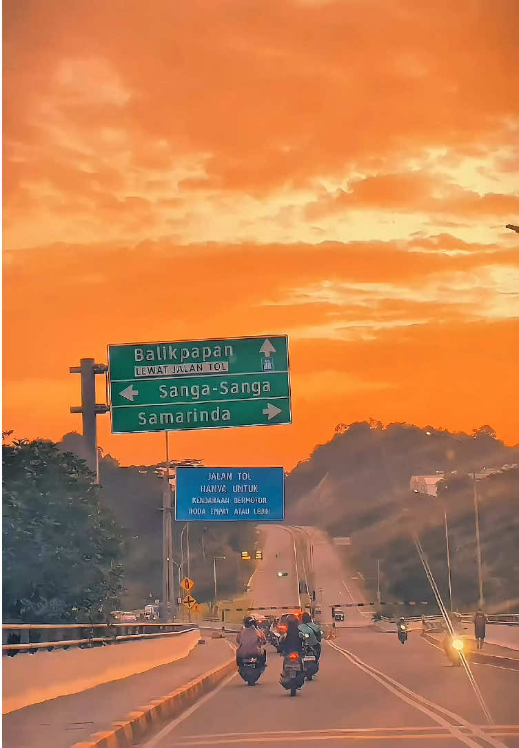 terbenam untuk terbit kembali 🌆 #fyp #sunset #sunsetvibes #samarinda #kalimantantimur 