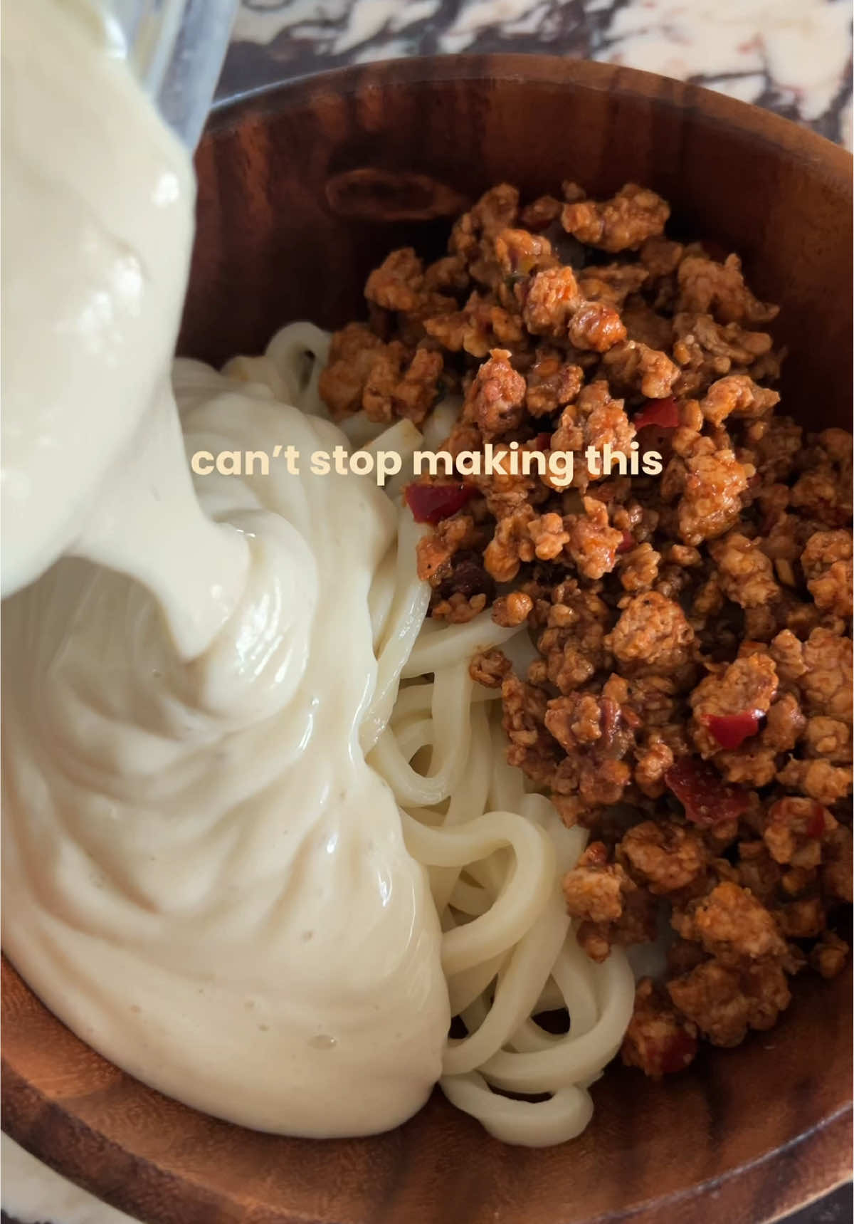ayyy my new udon obsession creamy silken tofu with spicy, numbing minced pork. everything just melts together. SO GOOD💫  IB: @Leaaaaaaaa (xhs) #udon #healthymealideas #cookwithme #EasyRecipe #creamyudon 