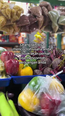 Rezeki seorang hamba sudah tertakar dan tidak akan tertukar😇 Lapak MbakLiid buka setiap hari mulai jam 05.00-11.00 Lokasi📍pasar baru bluru kidul sidoarjo #fyp #sayuran #sayuransegar #masukberanda #sidoarjo 