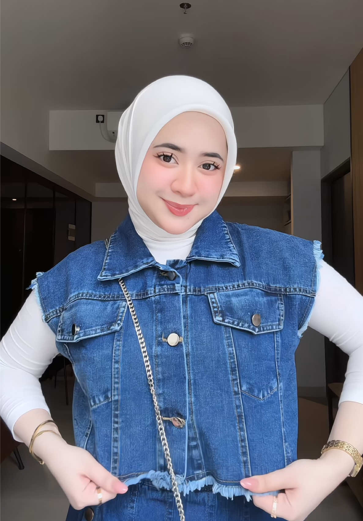 oneset yang bakal jd favorite aku sih inii!💙 #oneset #onesetjeans #rekomendasioneset #rekomendasioutfit #rekomendasi 