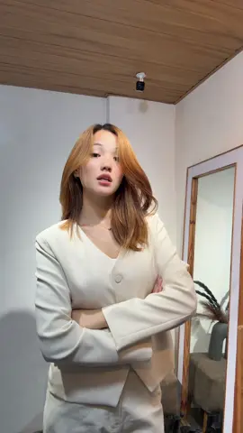 Korean crop blazer available  Store location: Kathmandu, Machhapokhari Instagram page :jd_outfits_ WhatsApp:9823398254,9843713211 #jd_outfits_ #machhapokhari  #dmfororder #blazer 