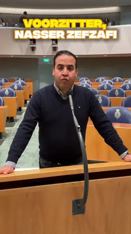 البرلماني الهولندي الريفي  Mohammed Mohandis و البرلمانية  Kati Piri يطالبان من داخل البرلمان الهولندي بإطلاق سراح المعتقل السياسي الريفي ناصر الزفزافي. و كان البرلمان الهولندي قد صادق الاسبوع المنصرم  بأغلبية ساحقة (147 صوتًا من أصل 150) على اقتراح للبرلمانيتين Kati Piri و  Sarah Dobbe يحث الحكومة الهولندية على زيادة الضغط على المخزن للإفراج الفوري وغير المشروط عن ناصر الزفزافي والسجناء السياسيين الآخرين.  استشهد الاقتراح بالبرلمان الأوروبي والأمم المتحدة ومنظمات دولية مختلفة لحقوق الإنسان، والتي أكدت جميعها أن معتقلي حراك الريف هم سياسيون بطبيعتهم. في عام 2023، اعتمد البرلمان الأوروبي قرارًا يدعو إلى الإفراج غير المشروط عن ناصر الزفزافي، المرشح النهائي لجائزة ساخاروف لعام 2018، وجميع السجناء السياسيين و ندد بتعذيبهم. في العام الماضي، أصدر فريق الأمم المتحدة  المعني بالاحتجاز التعسفي تقريرًا يفيد بأن اعتقال ناصر الزفزافي لم يكن حادثًا معزولًا، بل سياسة قائمة استهدفته لهويته العرقية ونشاطه السياسي، وهو ما يرقى إلى مستوى العنصرية. #arif #rif #alhoceima #nador #amazigh 