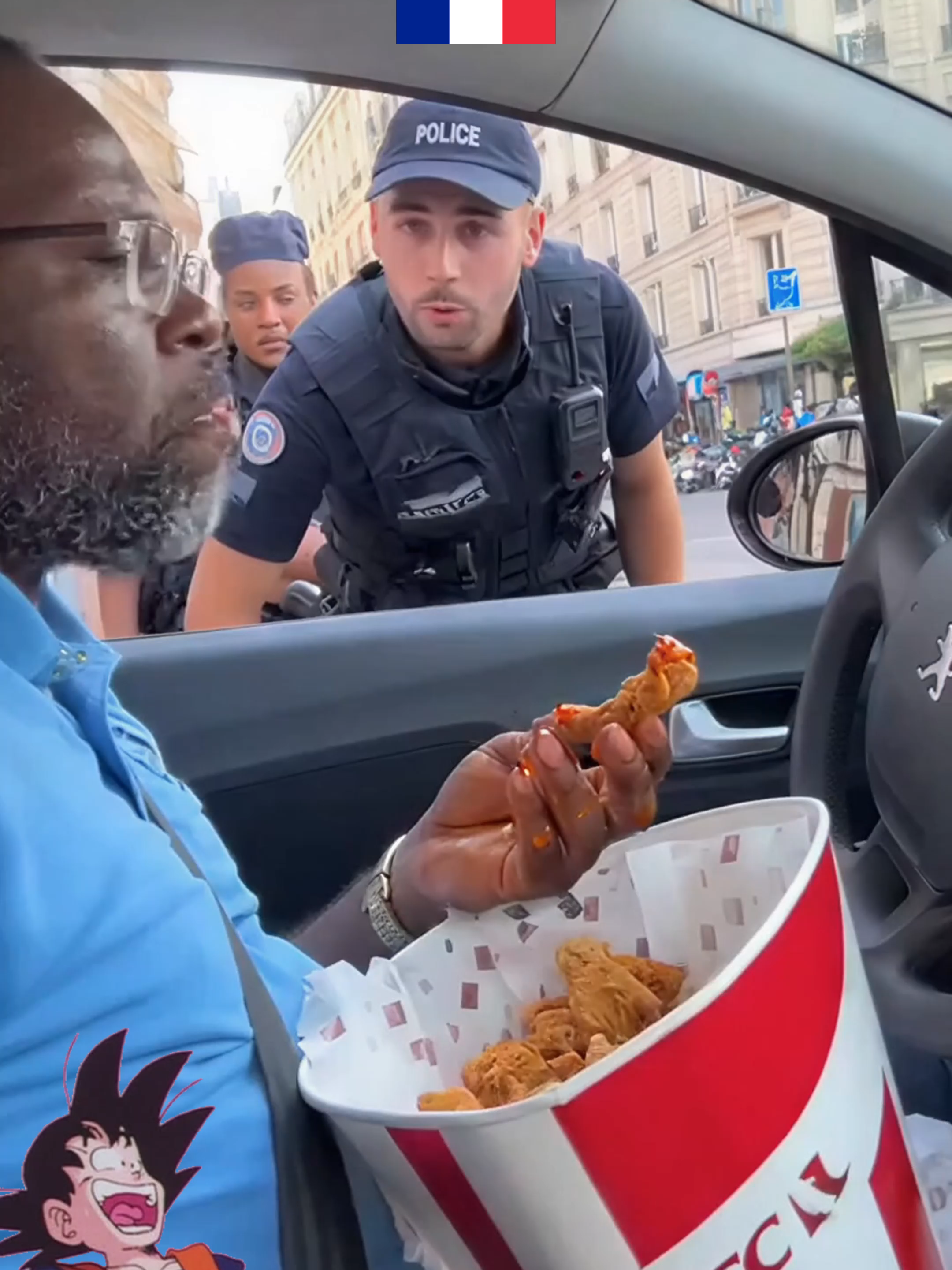 #lol #rue #ai #mdr #paris #france #kfc #congolais #police #poulet